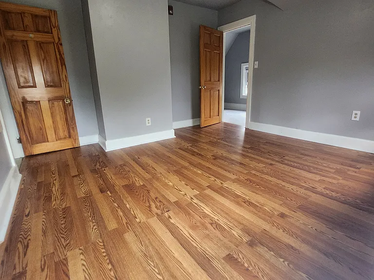 186 Summit St #5 — Photo 11