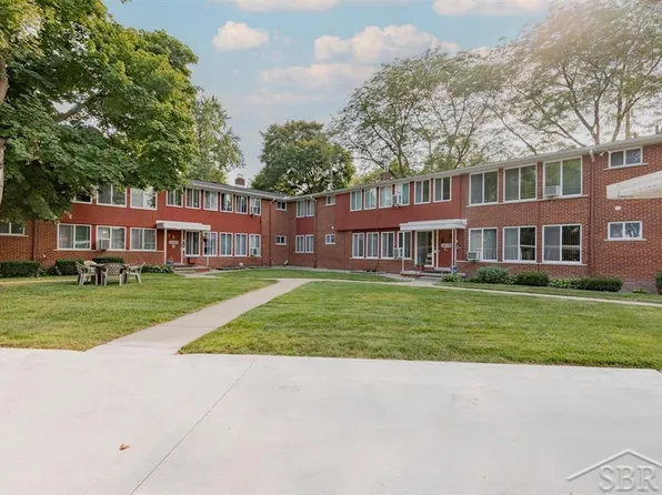 2419 Damman Dr APT 202, Midland, MI 48640