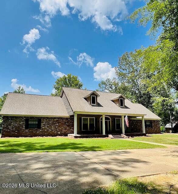 1st image of 537 N Springlake Cir