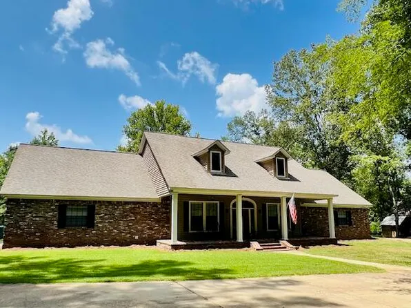 537 N Springlake Cir, Terry, MS 39170
