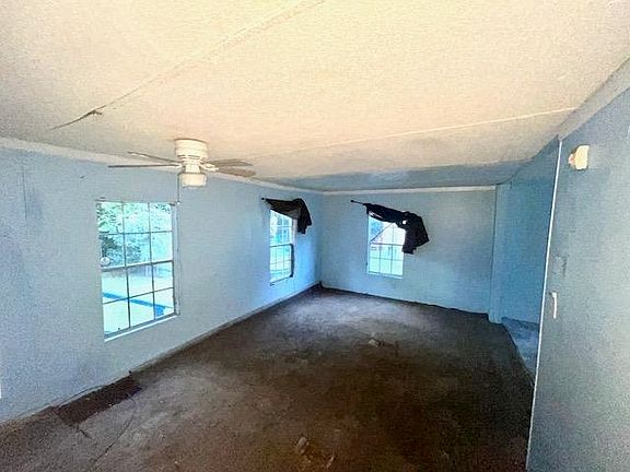 2nd image of 2322 Talley Ln