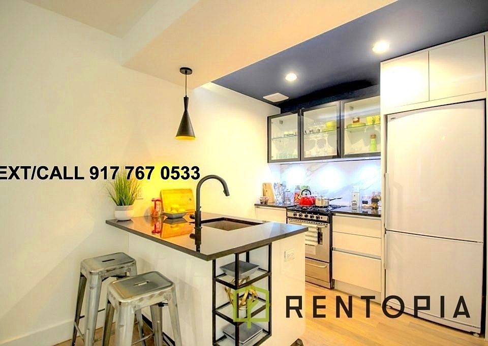 1st image of 10 Lexington Ave APT 1A