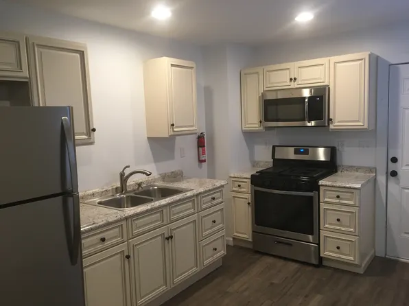 340 Valley Rd, Coatesville, PA 19320