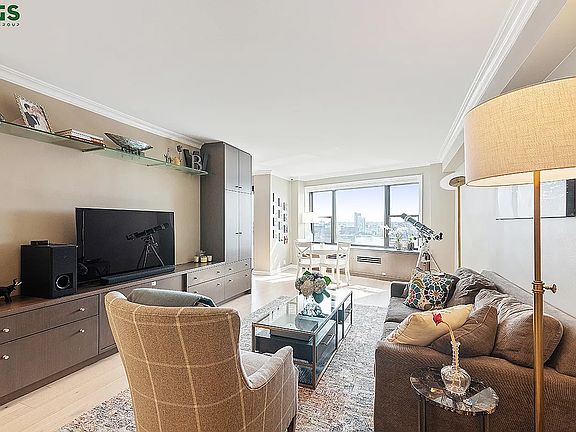 2nd image of 55 E End Ave #12DD