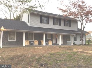 9 Dogwood Ct, Blackwood, NJ 08012