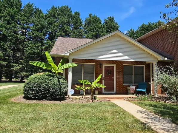 102 Brandywine Dr NE APT C1, Conover, NC 28613