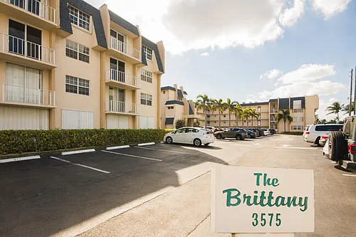3575 S Ocean Blvd Photo 1