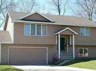 420 Teagarden Dr, Ames, IA 50010