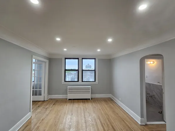 3 Greenridge Ave #D7, White Plains, NY 10605