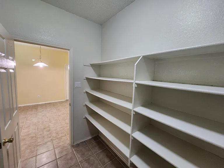 1507 Timber Ridge Dr — Photo 11