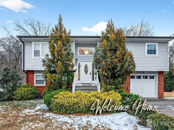 179 Phillips Rd, Somerset, NJ 08873