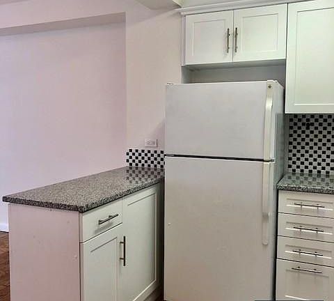 2nd image of 1470 1st Ave APT 7C