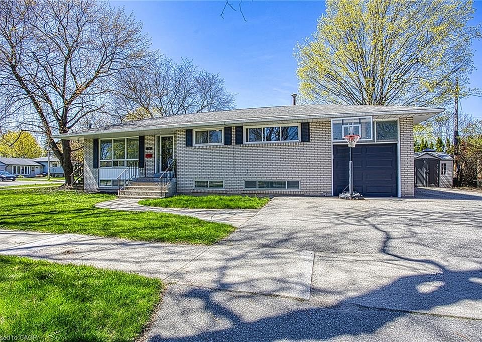 1st image of 2387 Cyprus Ave