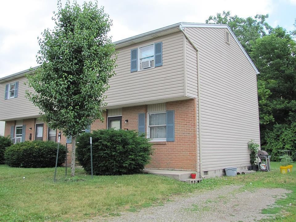 1st image of 411 Railroad St