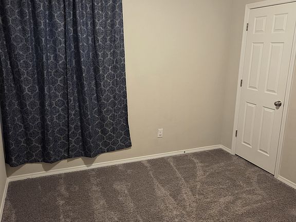 5th image of 1822 N Brooke Ave