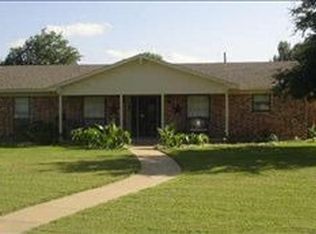 2019 Pebblecreek Dr, Cleburne, TX 76033