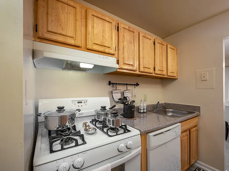 Dolley Madison Apartments at Tysons — Photo 35