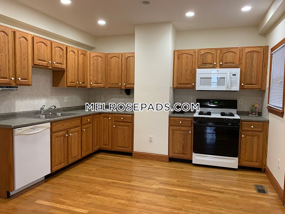 847 Main St Melrose MA Zillow