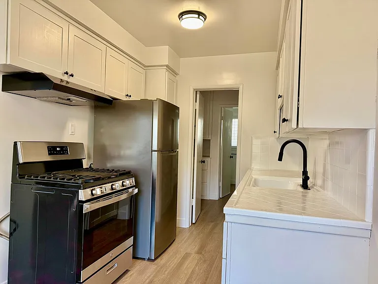 3024 E 3rd St — Photo 12