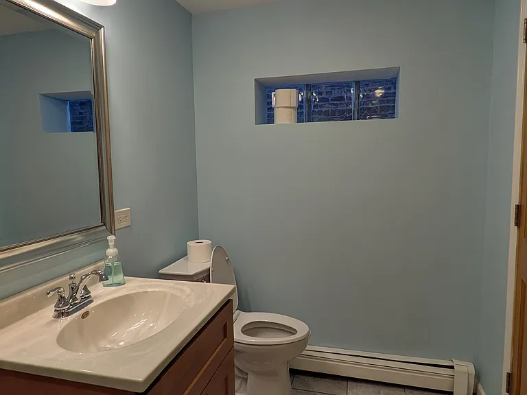 510 W 45th St #1 — Photo 16