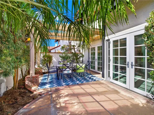 516 Alondra Dr, Huntington Beach, CA 92648