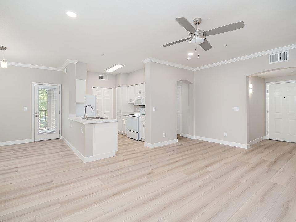 Tahoe - 2BR, 2BA 1,119SF