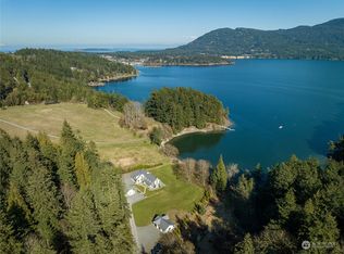 158 Maddie Ln, Eastsound, WA 98245