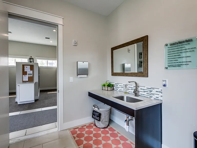 The Station Apartments at Gateway — Photo 28