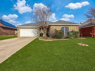 1012 Andrew St, Burleson, TX 76028
