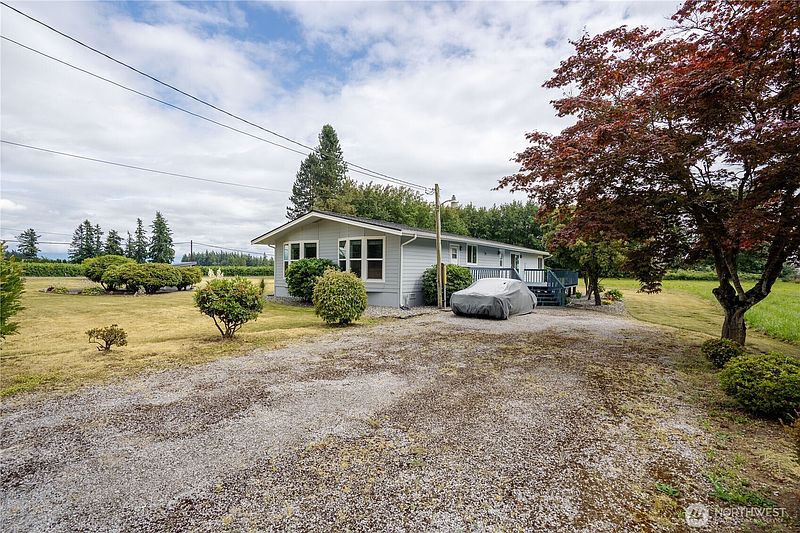 2nd image of 8095 Rathbone Road