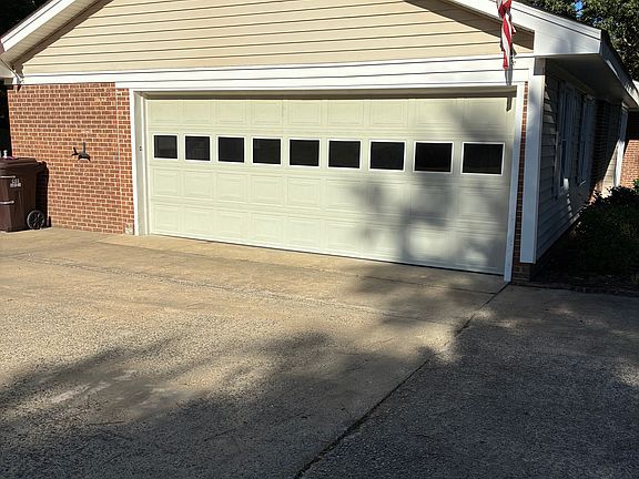 5th image of 397 Riverbend Rd N