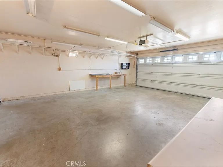 1232 Kings Rd — Photo 15