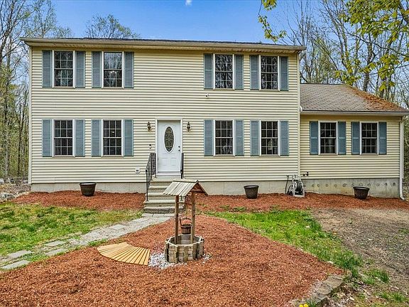 2nd image of 84 Horizon Lane
