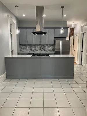 Rented by Owner | media 17