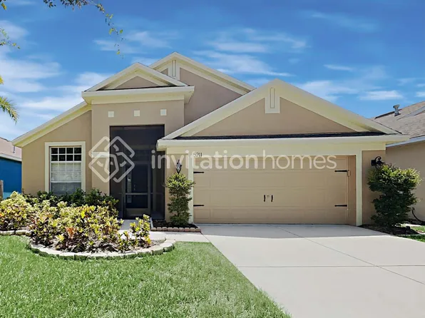 5211 Clover Mist Dr, Apollo Beach, FL 33572