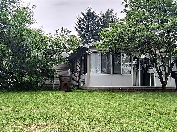 4th image of 224 S Allison Ave