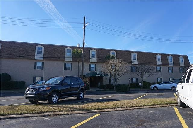 1st image of 2704 Whitney Pl APT 925