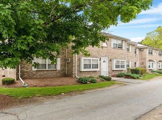 70-70A Washington Park Dr #2, Andover, MA 01810