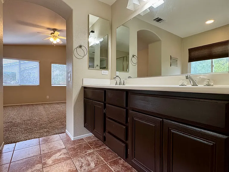 41235 Sea Island Ct — Photo 32