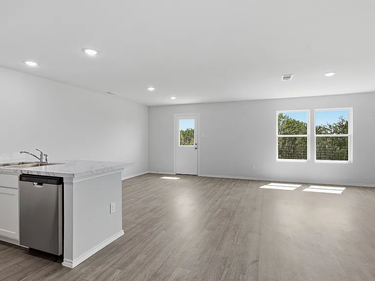 342 Azalea Trl — Photo 11