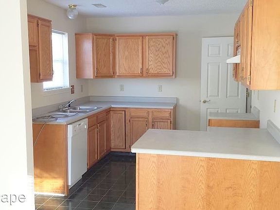 5th image of 8853 Stonewall Dr