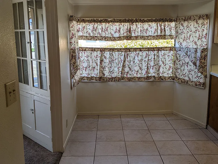 610 Union Ave #A — Photo 6