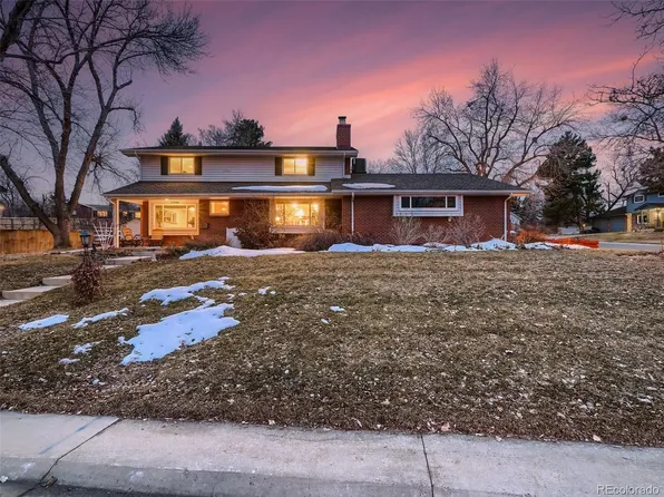 11944 W Applewood Knolls Drive, Lakewood, CO 80215