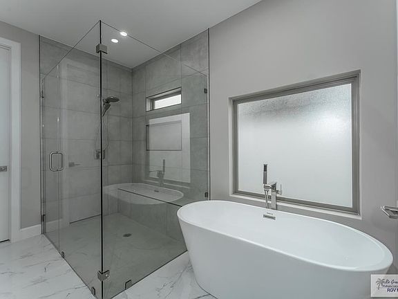 2nd image of 4509 Alba Cir