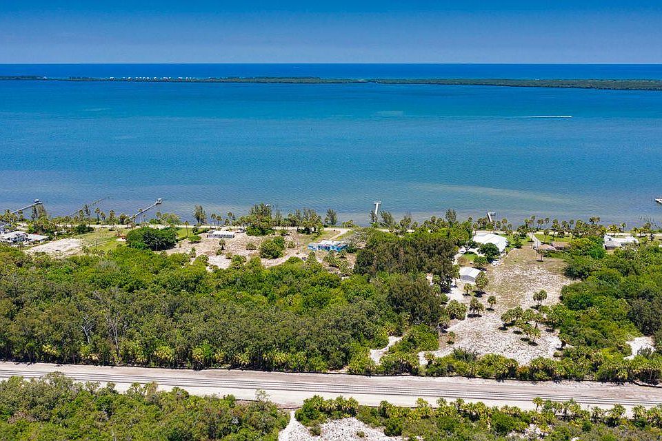 1st image of 0 S Indian River S Drive