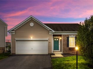 106 Oakwood Ln, Imperial, PA 15126