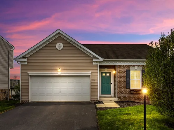 106 Oakwood Ln, Imperial, PA 15126