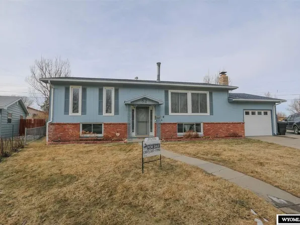 52 Poppy St, Casper, WY 82604