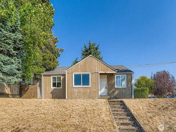 13610 8th Avenue SW, Burien, WA 98166