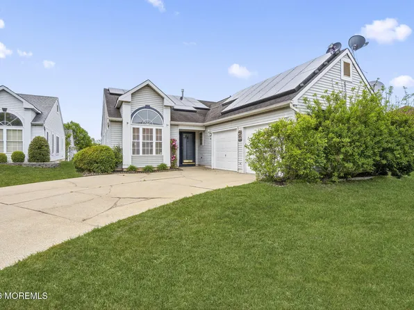 22 Arthur Court, Jackson, NJ 08527